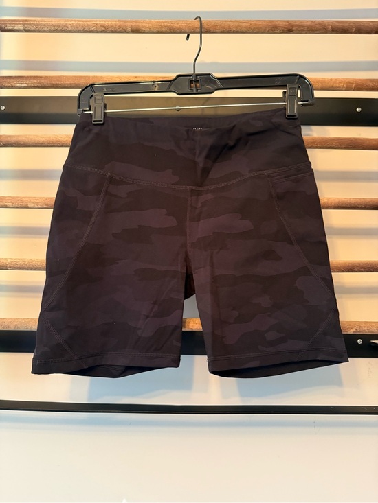 Sweaty Betty Pants - Sweat Betty 6” Camo Bike Shorts